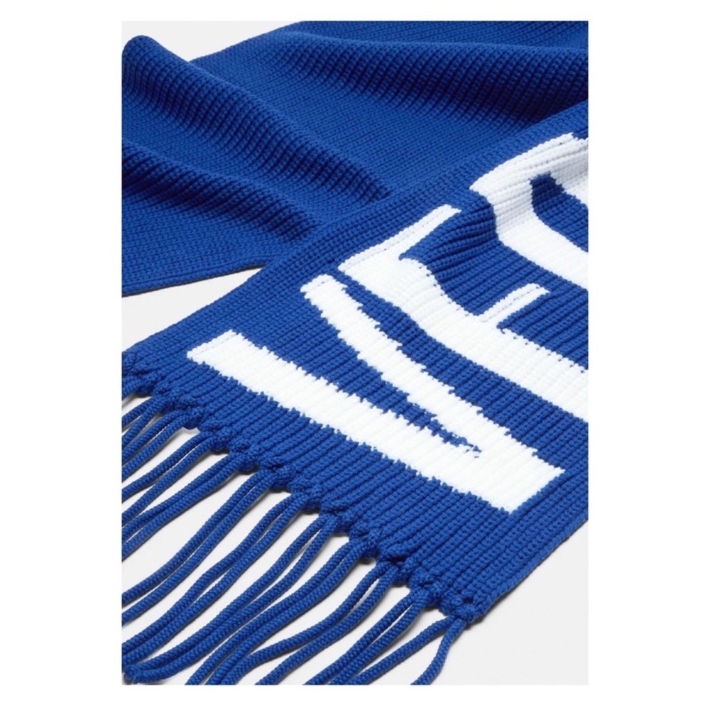 New! VERSACE Logo Intarsia Knit Fringe Oversized Unisex Wool Scarf in Royal Blue - Picture 5 of 15